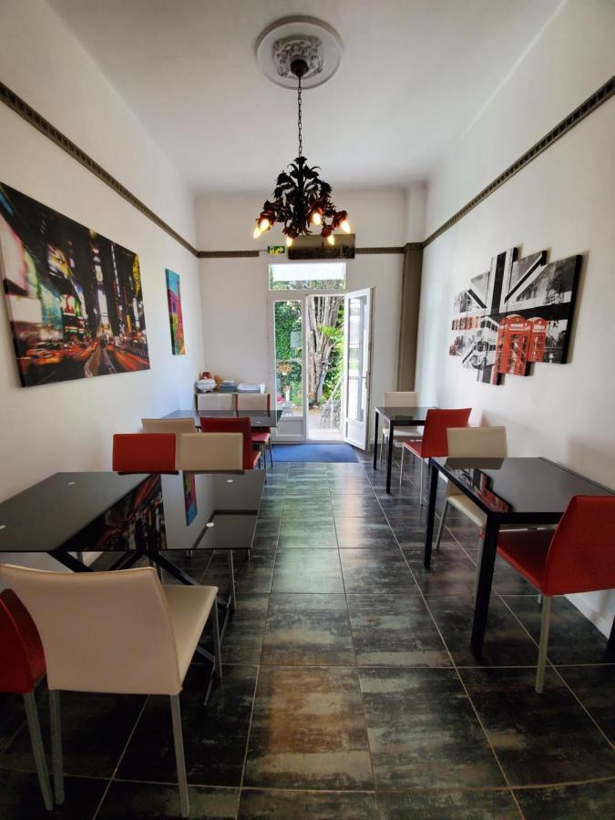 Brit Hotel Colbert Juan-les-Pins Exterior photo