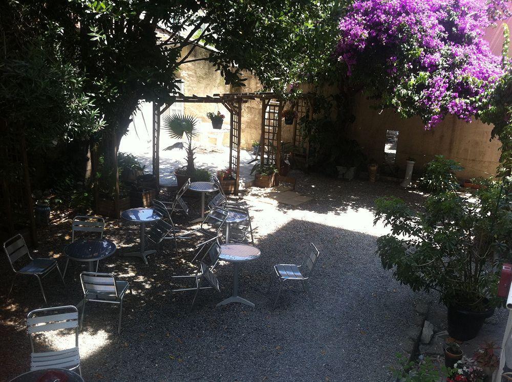 Brit Hotel Colbert Juan-les-Pins Exterior photo