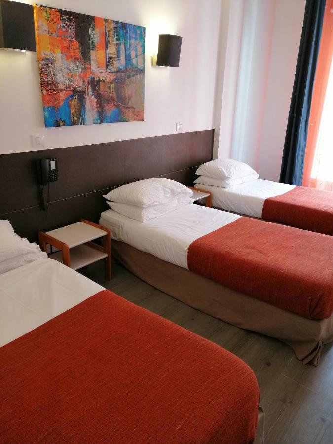 Brit Hotel Colbert Juan-les-Pins Exterior photo