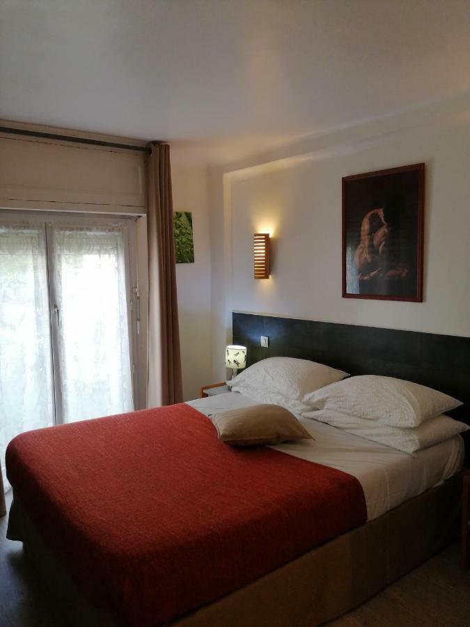 Brit Hotel Colbert Juan-les-Pins Exterior photo
